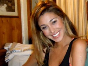 Belen inveisce contro paparazzi